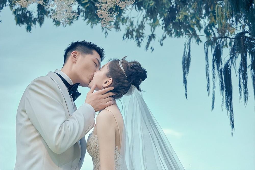 机智问答网页-探寻智慧答案,和男友吵架沟通不在一个点吗!总是不在一个频率上!是三观不合吗?这样还能继续下去吗?助您一键解惑